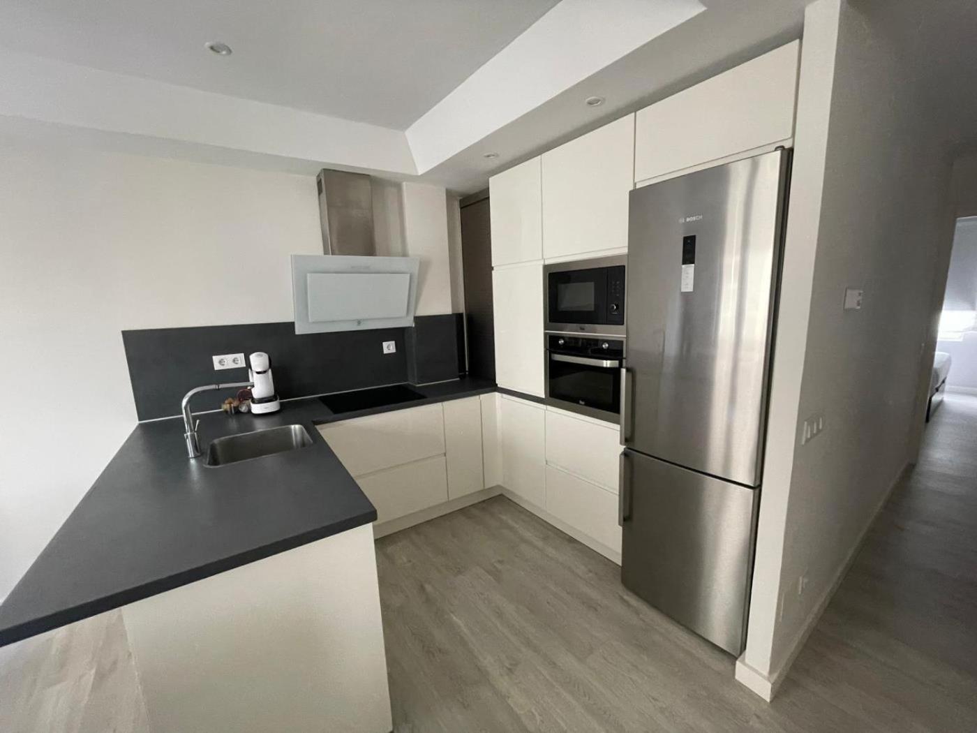 Nuevo! Piso En Pleno Centro Apartment Santander Ruang foto