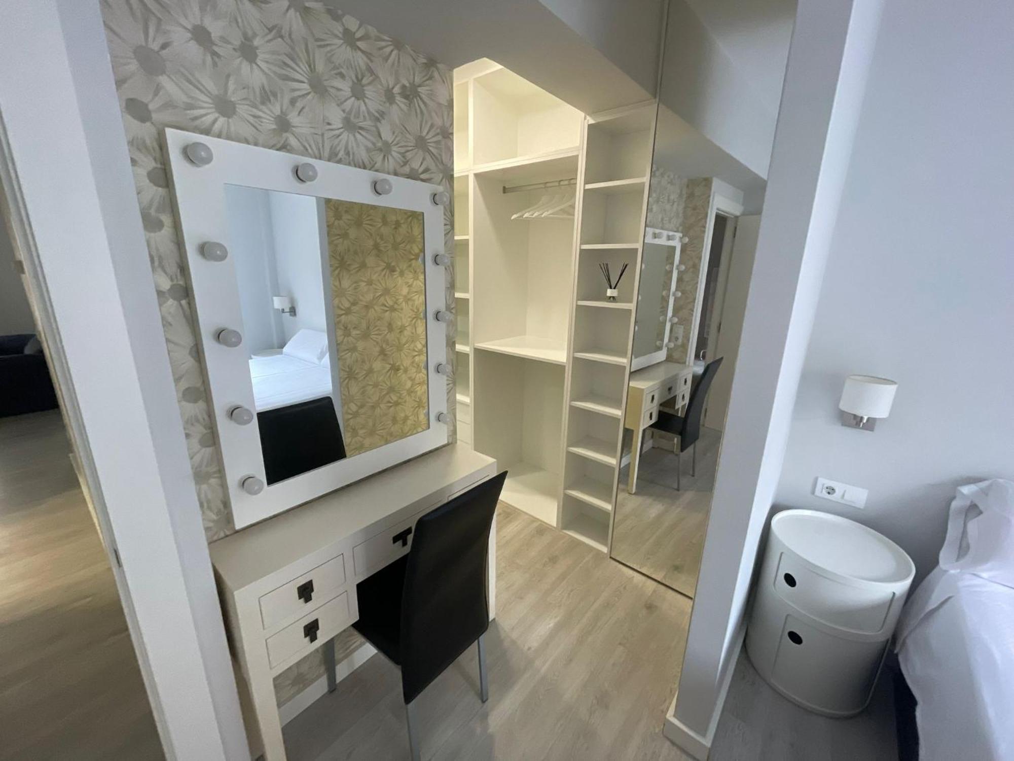 Nuevo! Piso En Pleno Centro Apartment Santander Bagian luar foto